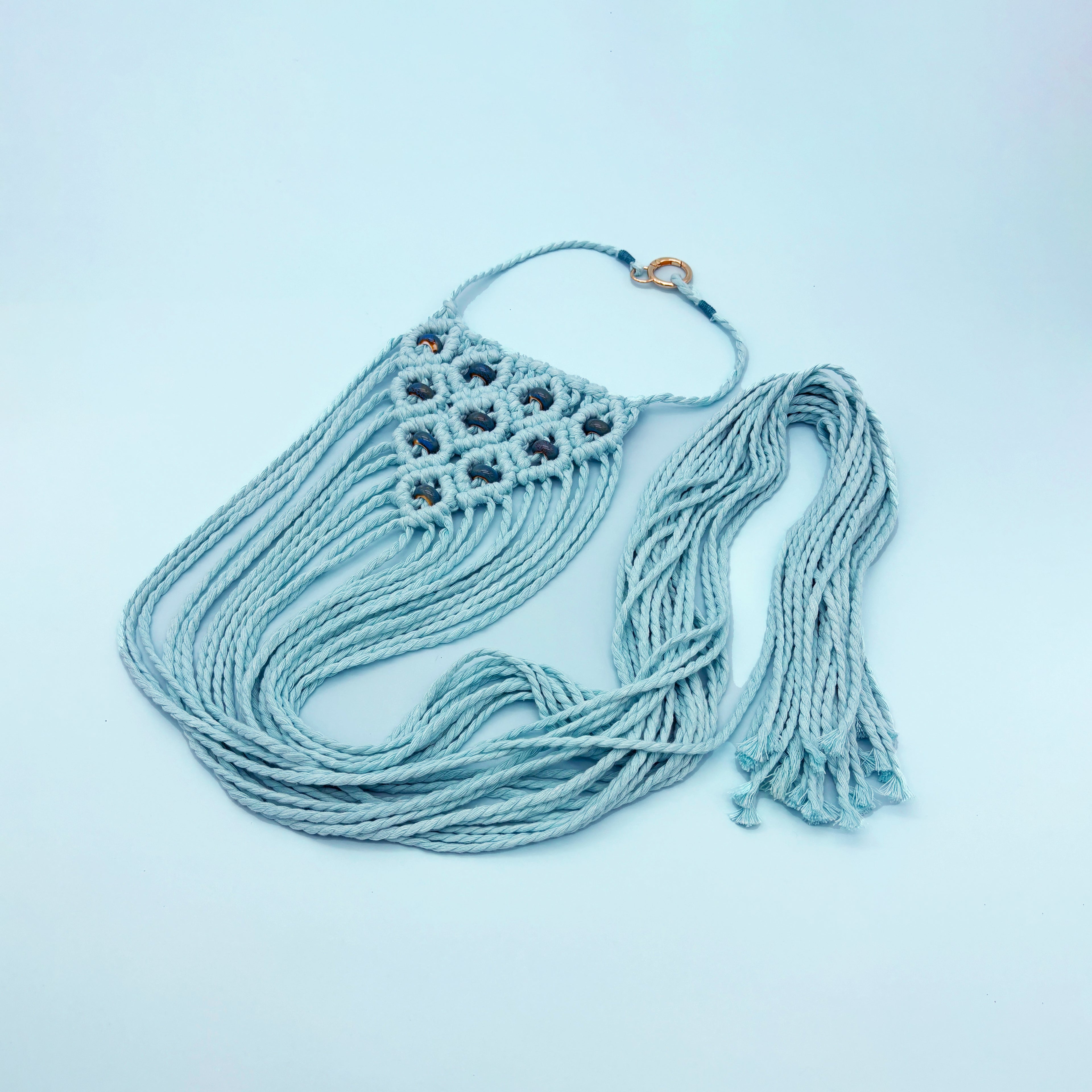 LOLA – La collana esagerata quanto basta